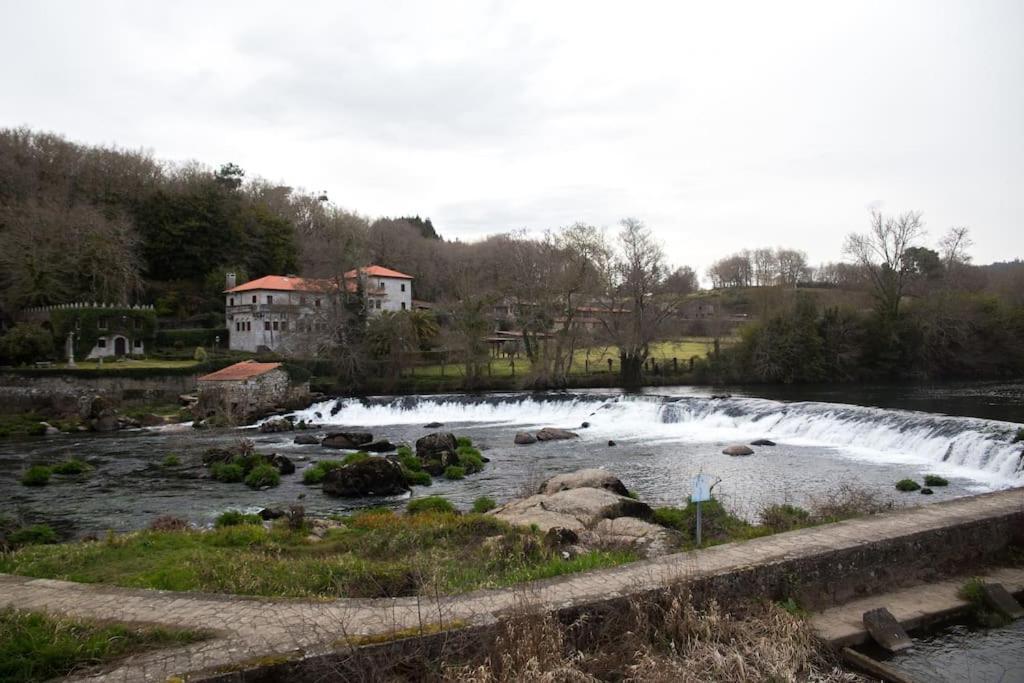A Casa Da Moreira - Casa Rural En Ponte Maceira A Coruna Bagian luar foto